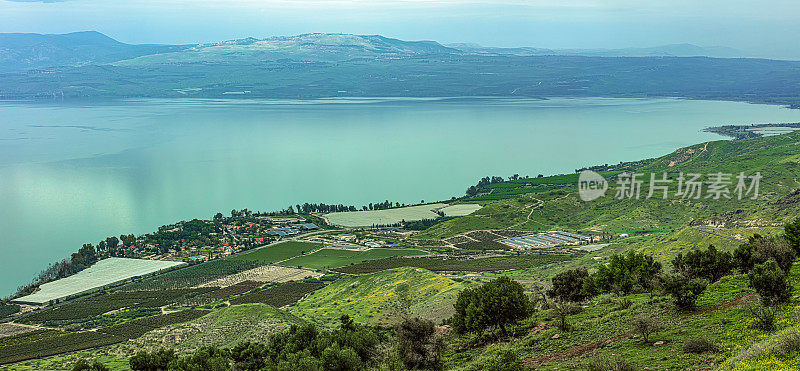 从kfar Haruv一侧看Kinneret湖的顶部